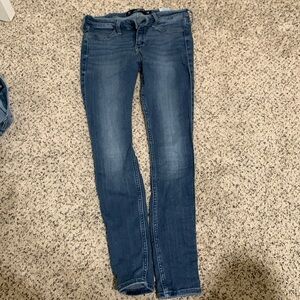 Hollister Low Rise Blue Jean Legging Size 3S